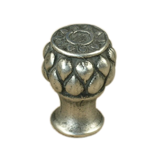 Corinthia Small Round Knob
