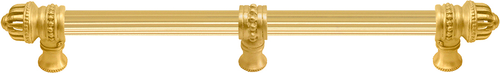 Cricket Cage 22'' cc with 5/8'' reeded center long pull & center brace large finial in Gilded Mercury. 5689R-8