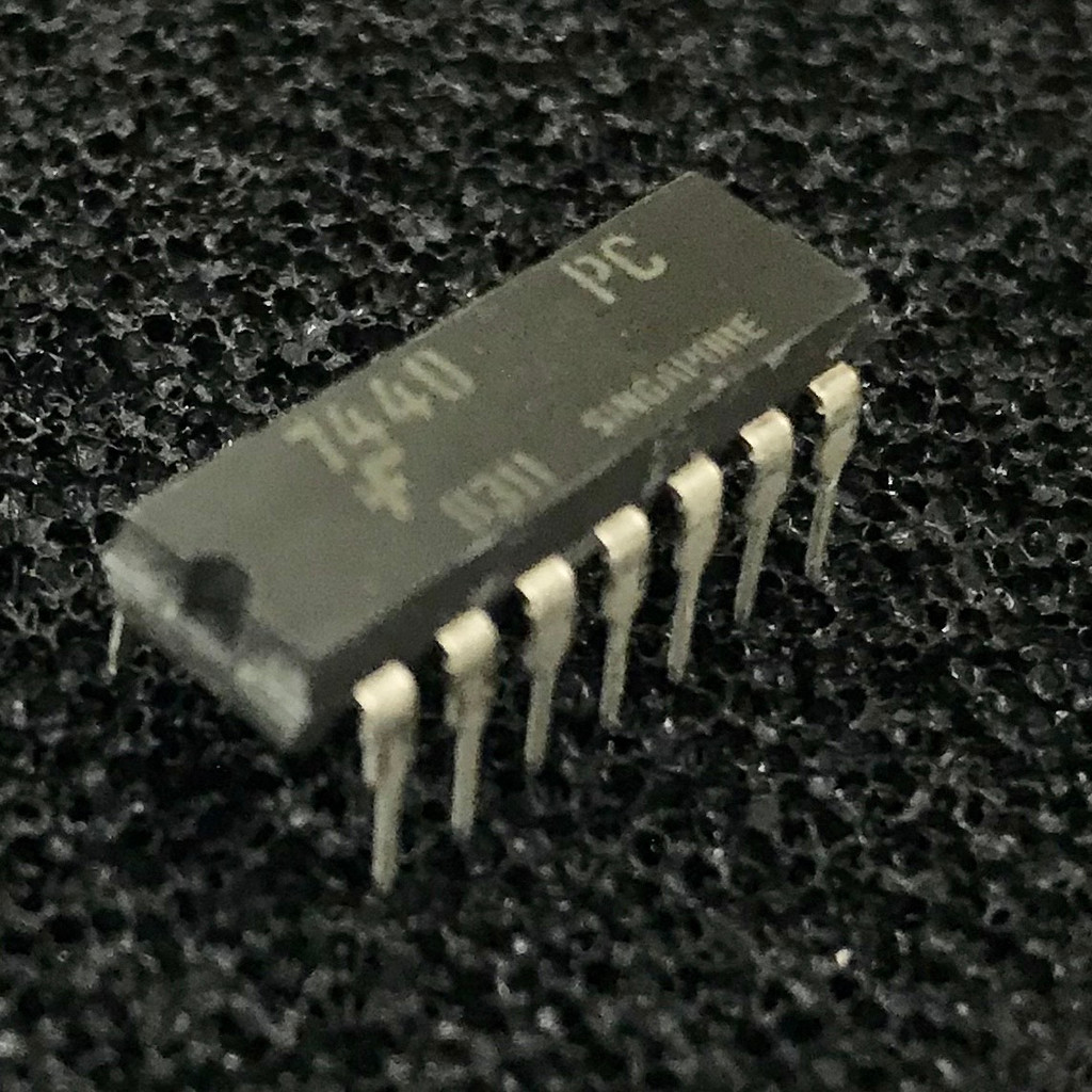 (PKG of 5) 7440PC Dual 4-Input NAND Buffer, PDIP-14, Fairchild