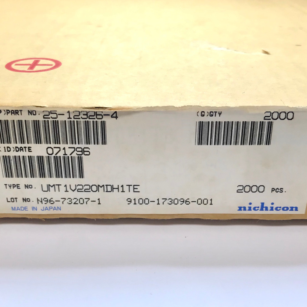 (PKG of 20) 22uF 35V Electrolytic Capacitor, Radial, 105ºC, Nichicon UMT Series