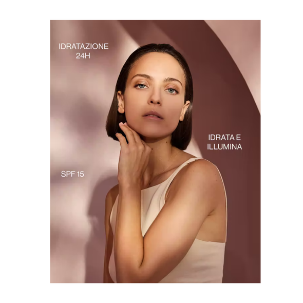 Bionike - Defence Color Hydra Glow Spf 15 Fondotinta Idratante 04 Beige Confezione 30 Ml