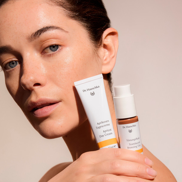 Dr. Hauschka - Fluido Colorato Concentrato Bronzer Fluido  Confezione 18 Ml (Scadenza Prodotto 01/08/2026)