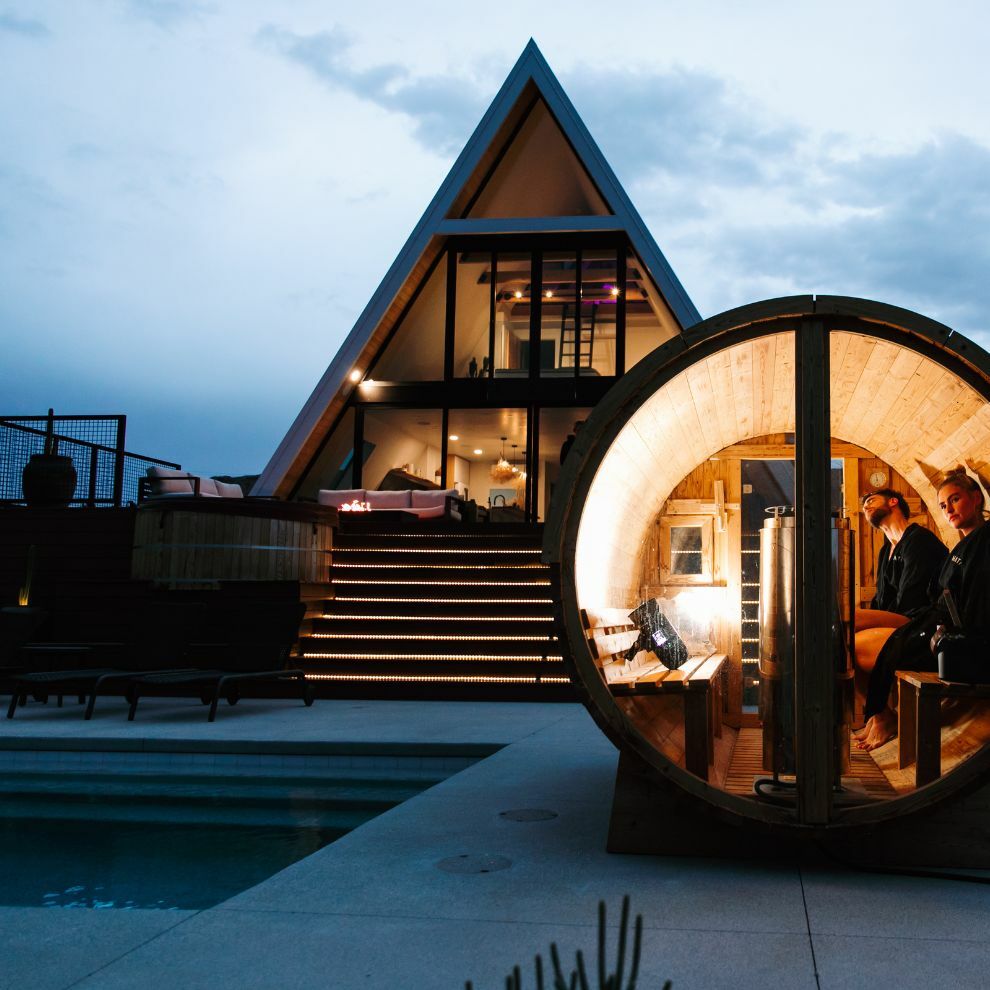 outdoor barrel sauna