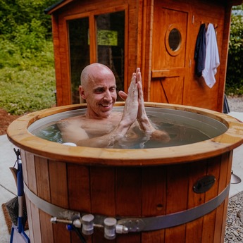 Alaskan Cold Plunge Tub