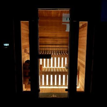 4 person outdoor traditional sauna 