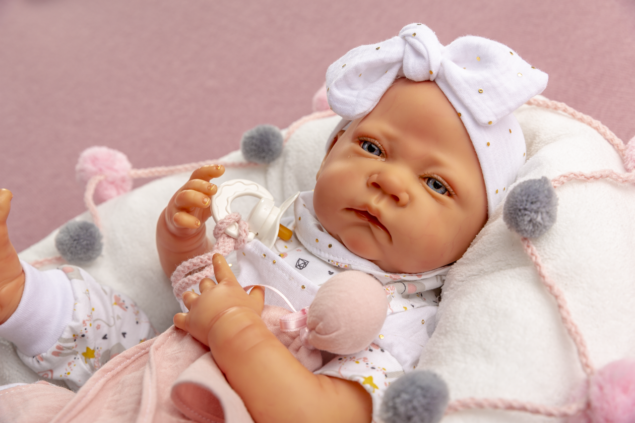 una taza de Editor suspender Reborn Doll with Crying and Nursing Feature