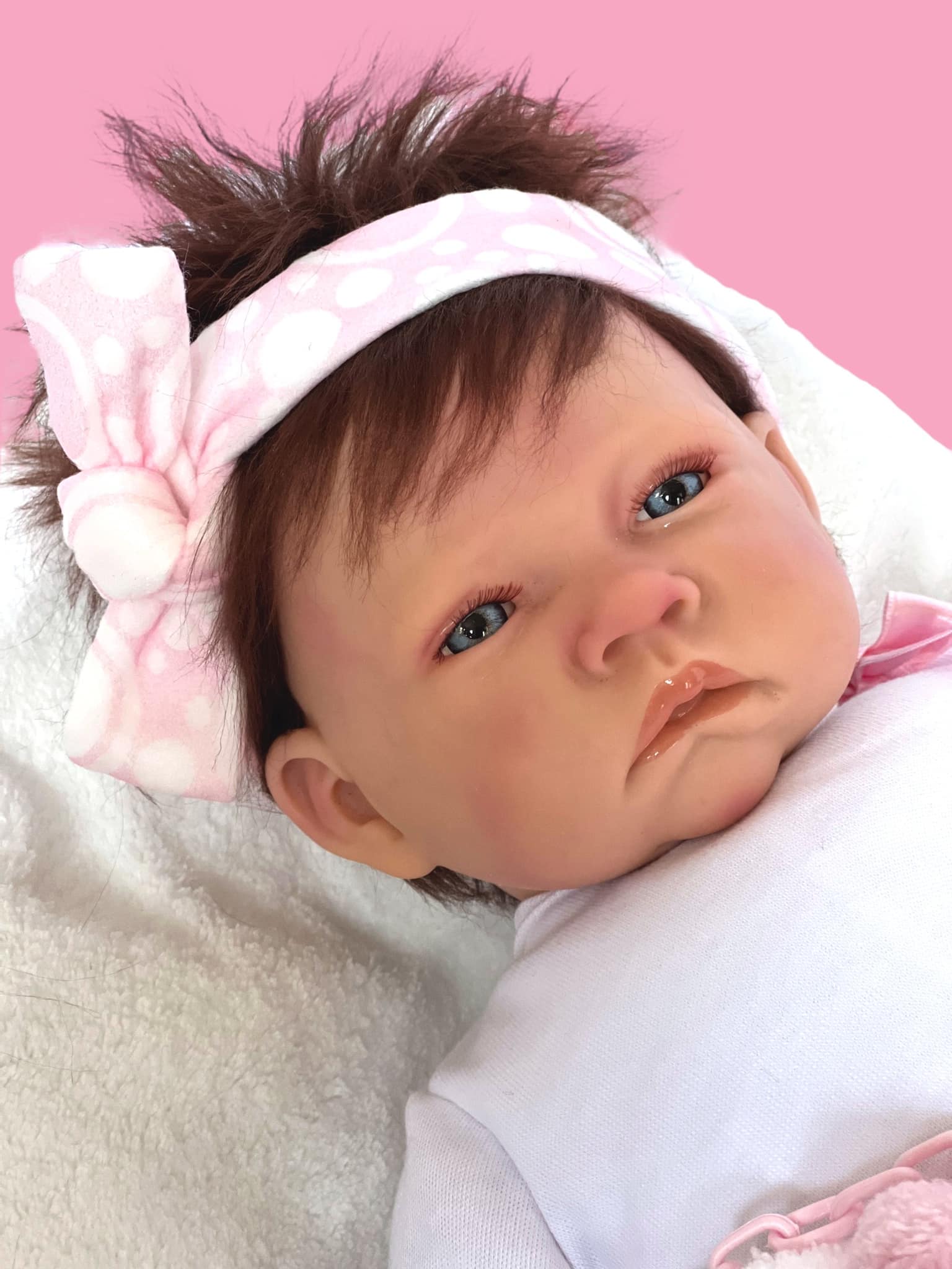 Reborn Dolls, 17 inch Handmade Realistic Reborn Babies Soft Vinyl Body,  Reborn Baby Doll Looks Like a Real Baby (Closed Eyes dolls)