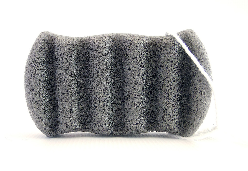KUU Konjac 6 Wave Body Bamboo Charcoal Sponge