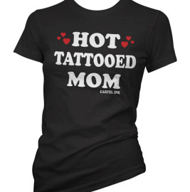 PINKY STAR | Hot Tattooed Mom S/S Tee | Black
