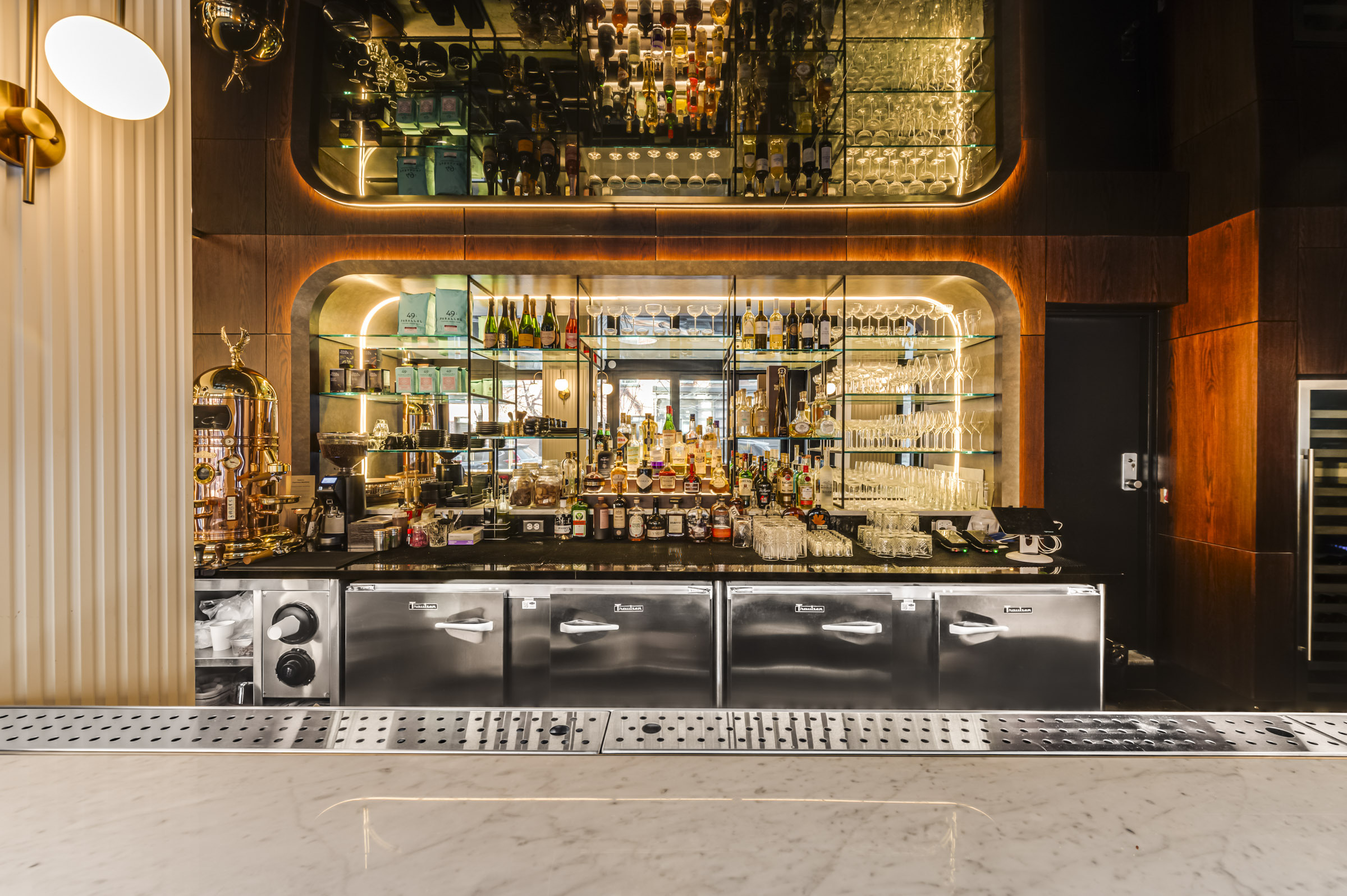 Ava - Espresso & Cocktails - Montréal