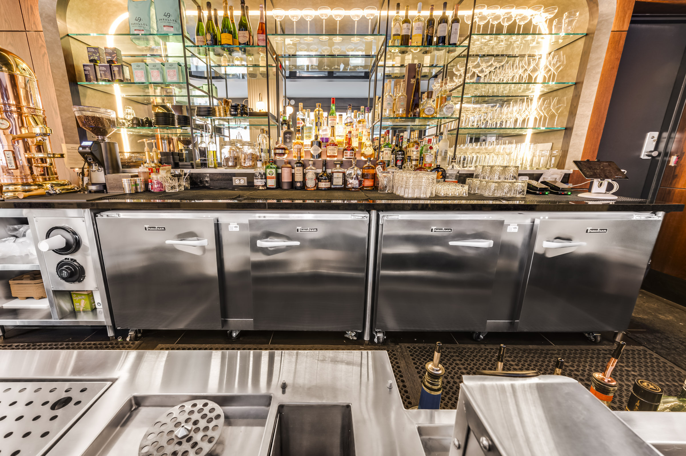 Ava - Espresso & Cocktails - Montréal