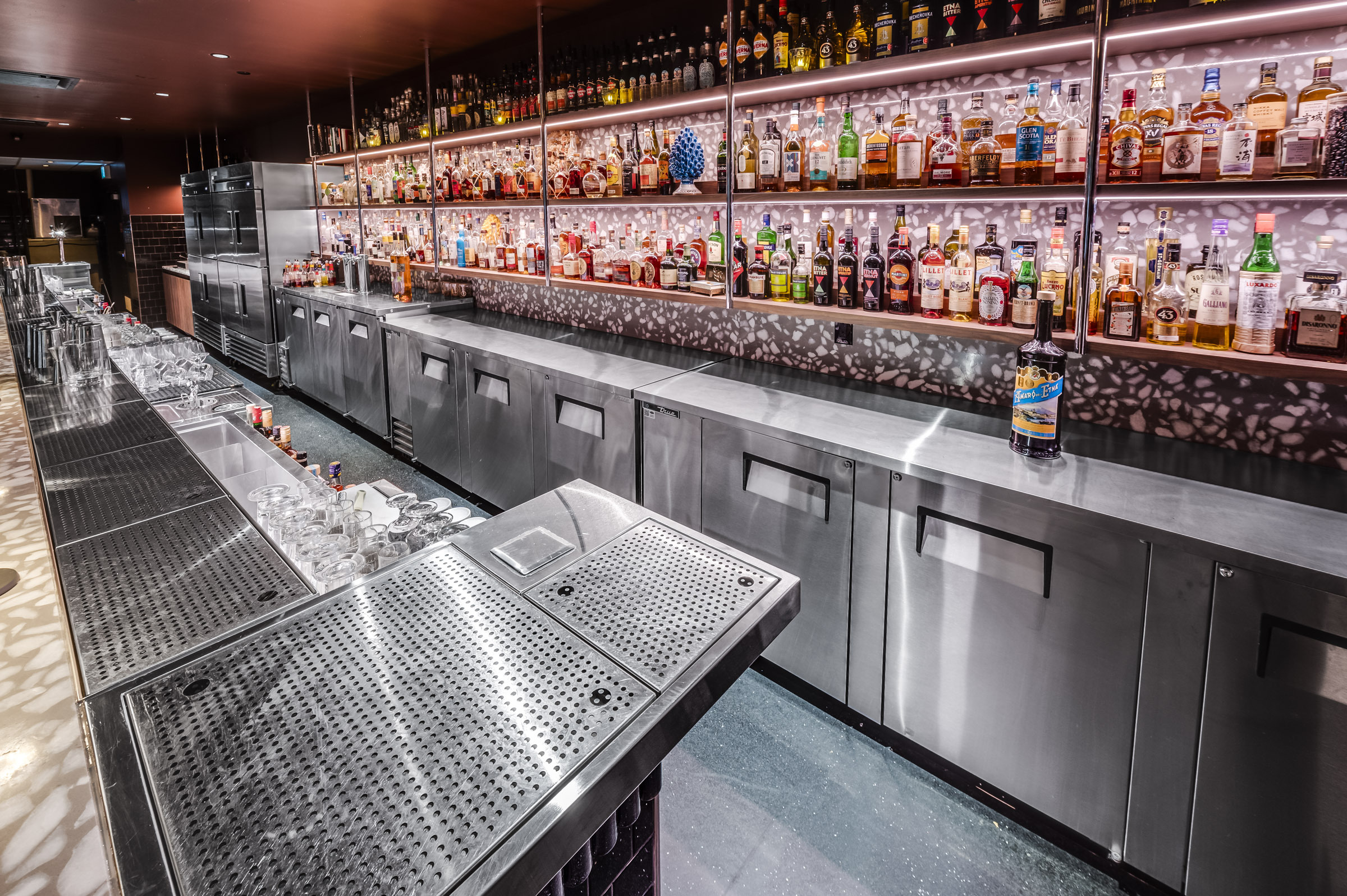 Le Mal Nécessaire Bar Montréal