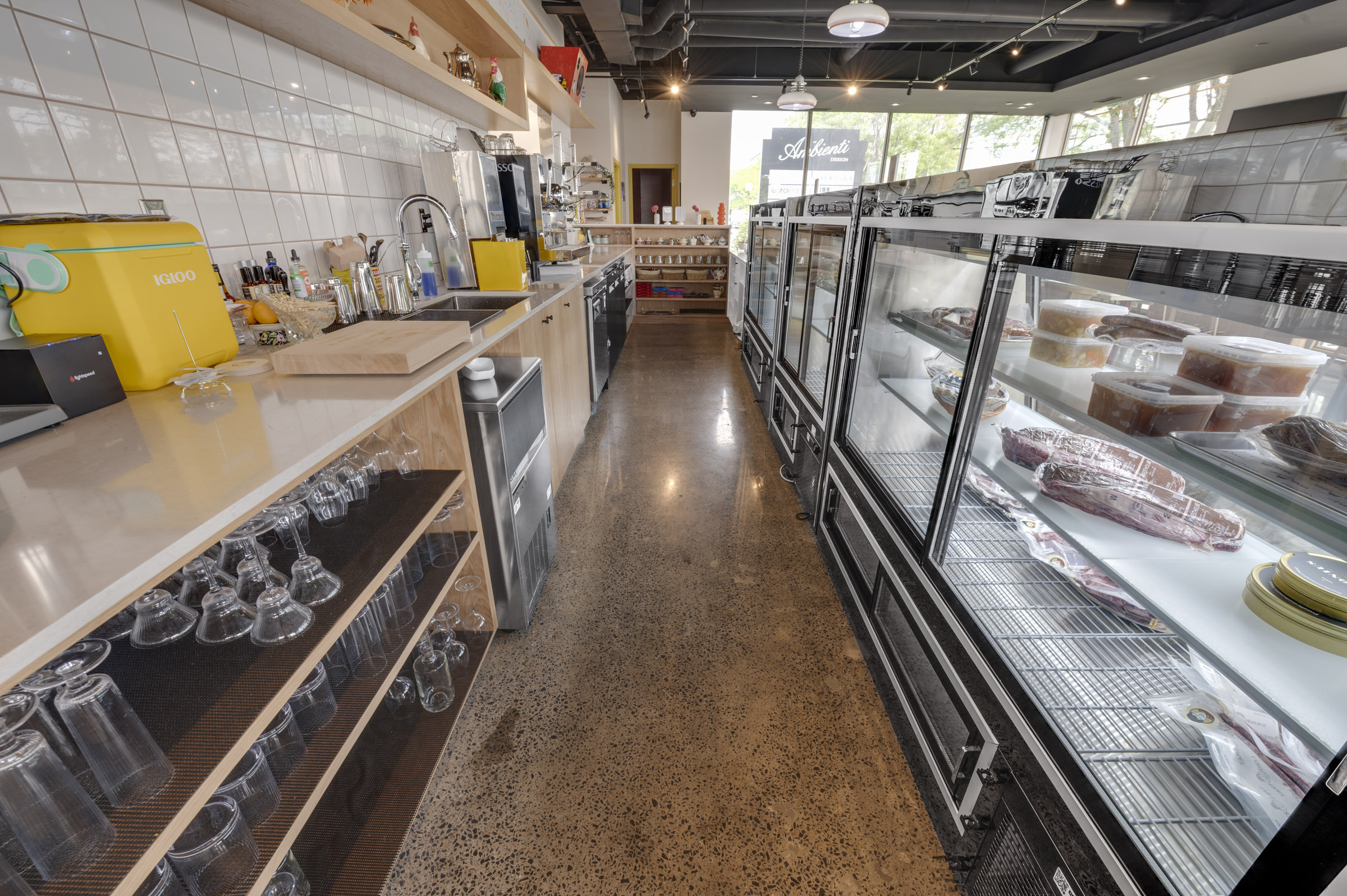 Yans Deli - Restaurant - Montréal