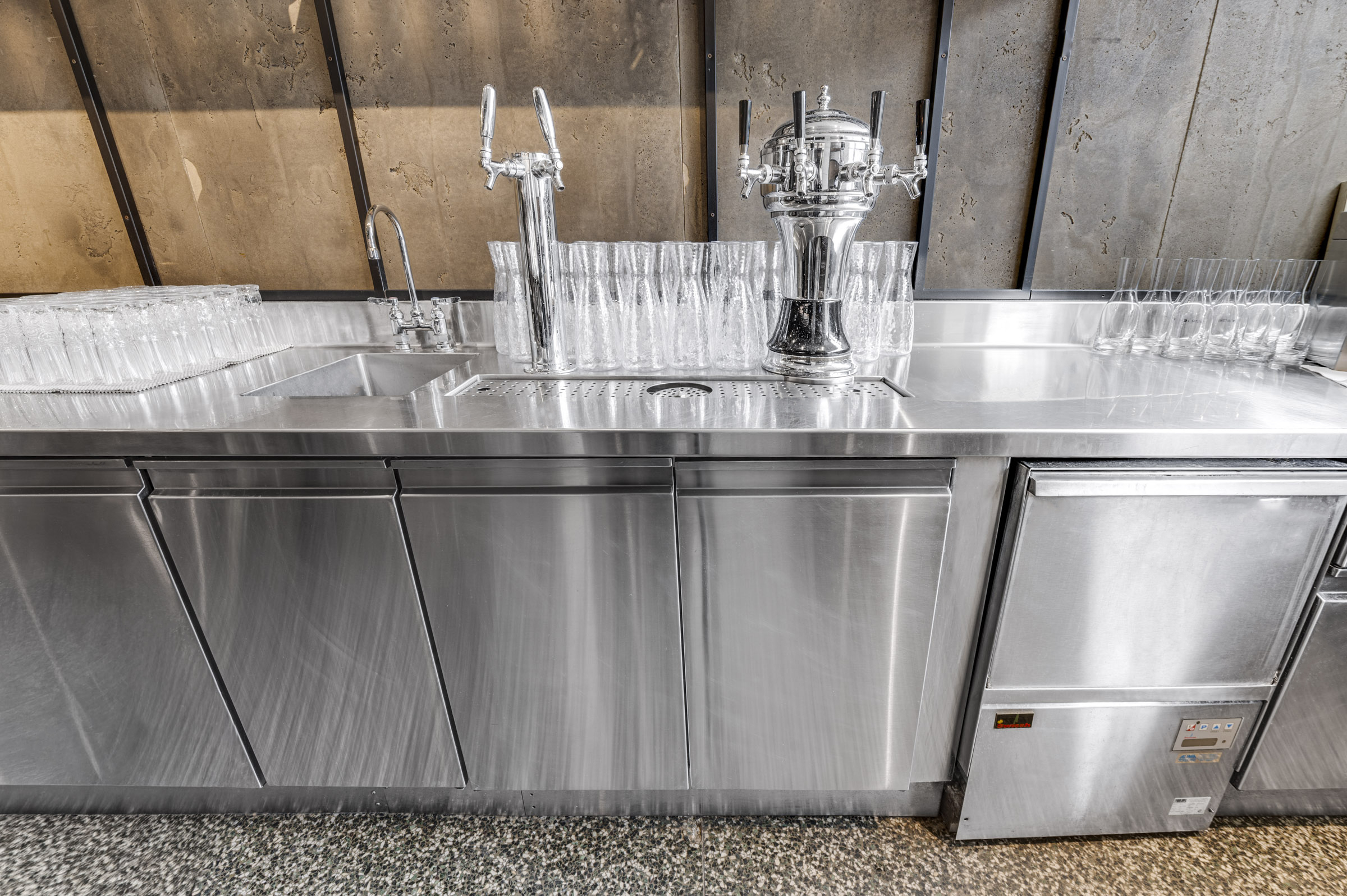 Bistro B - Confection de bar sur mesure