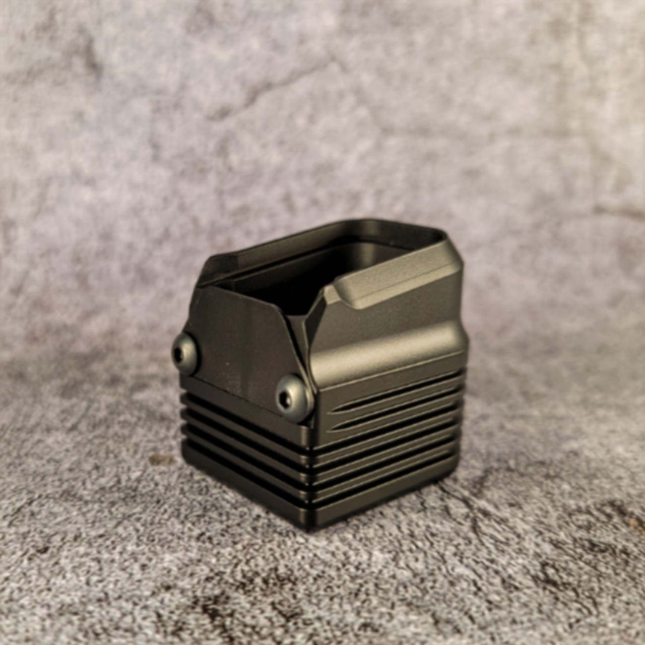 Walther PPQ /PDP Compact +6 Basepad w/spring - Brass - Black Walther PPQ /PDP Compact +6 Basepad w/spring - Brass - Black