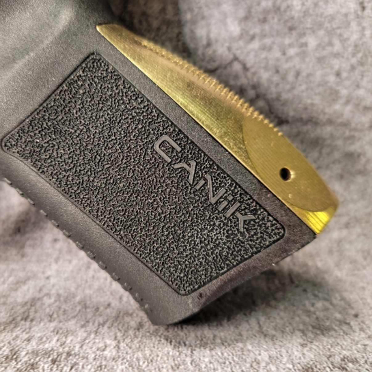 ブッダハンド Canik Elite/Mete SF Backstrap - Brass - Shiny - Taylorfreelance