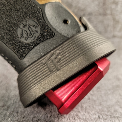 Canik +4 Signature Basepad - Alum - Red Canik +4 Signature Basepad - Alum - Red