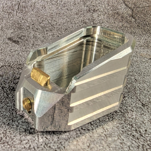 Sig P365 Xmacro +4 Basepad v2.0 - Shiny - Brass - Taylorfreelance