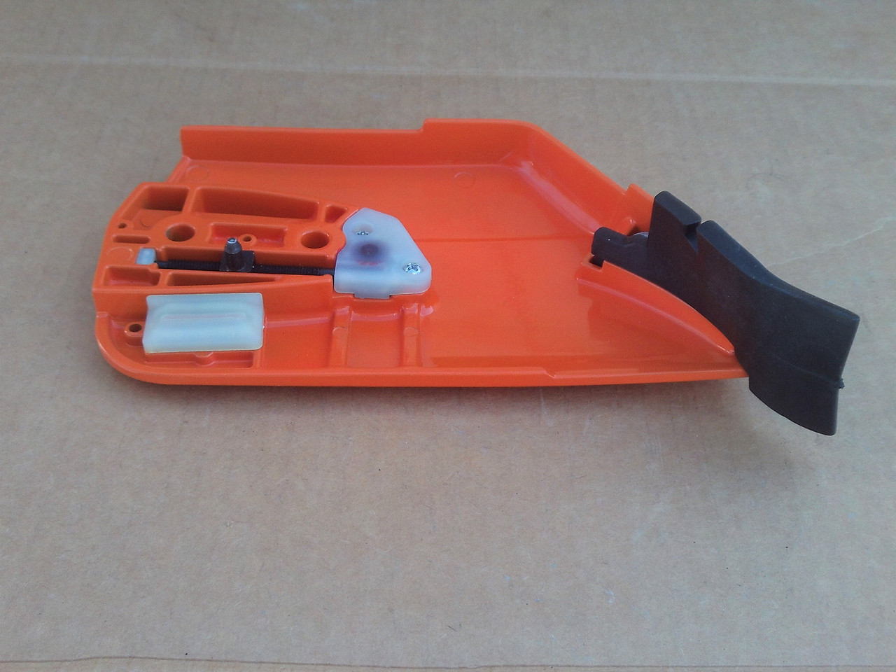 Clutch Cover for Husqvarna 362 362XP 365 372 372XP 570 570XP 575XP 576XP 537033501 Chainsaw chain saw side cover includes bar adjuster