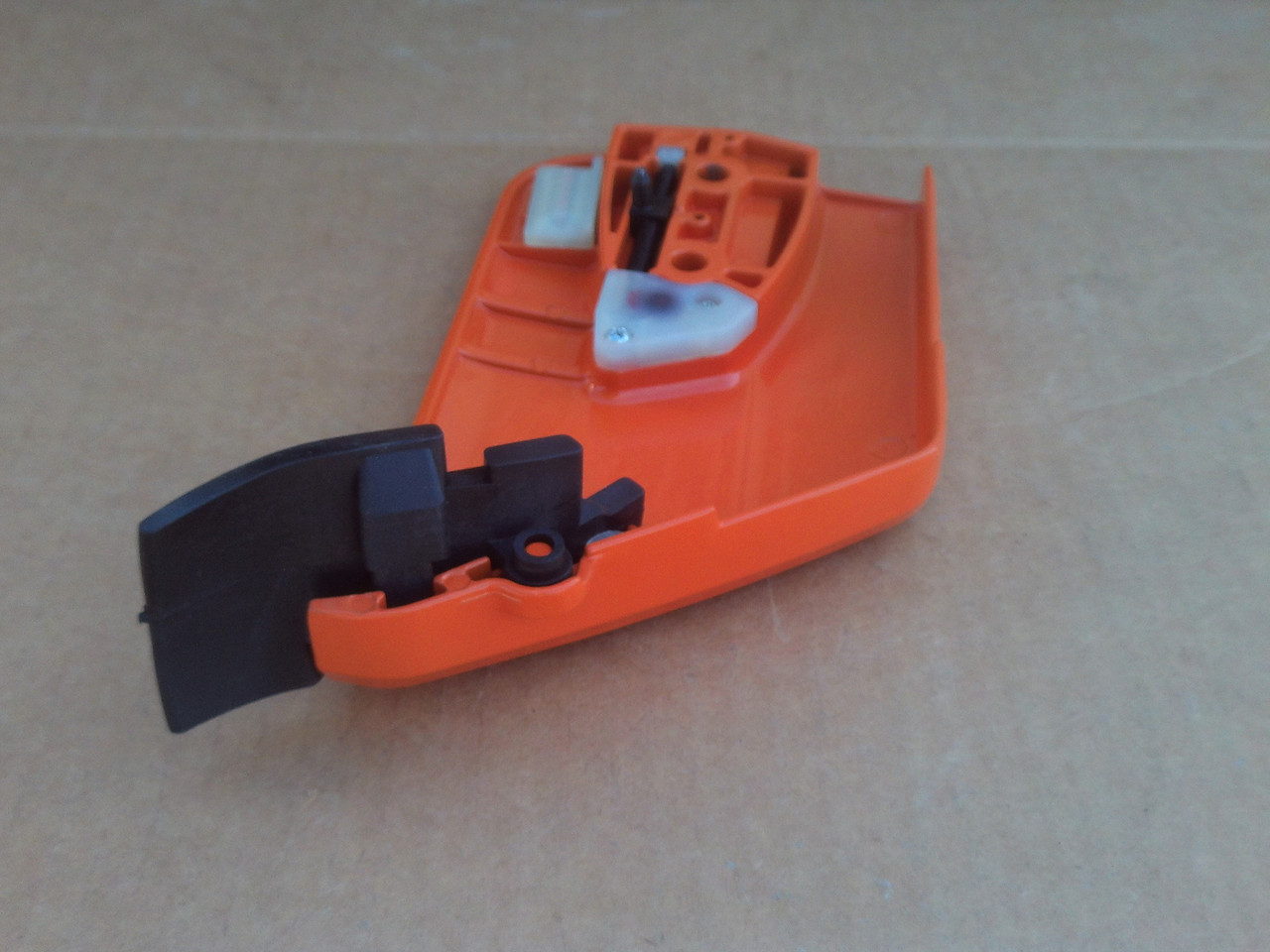 Clutch Cover for Husqvarna 362 362XP 365 372 372XP 570 570XP 575XP 576XP 537033501 Chainsaw chain saw side cover includes bar adjuster