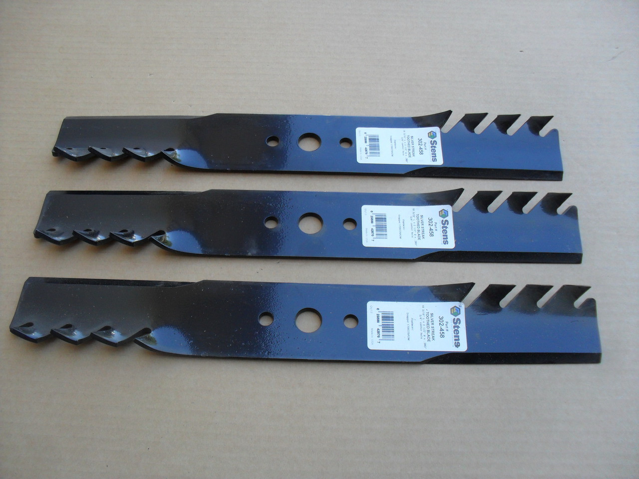 Toothed Mulching Blades for Simplicity 50" Cut 14 to 16 GT 1700 series 1708229 1708229A 1708229ASM 1708229BMA 1708229BZ 1708229SM 1716697ASM 1726453 1726453A 1726453ASM 1726453BMA 1726453BZ 1726453BZYP 1726453SM 1726453YP