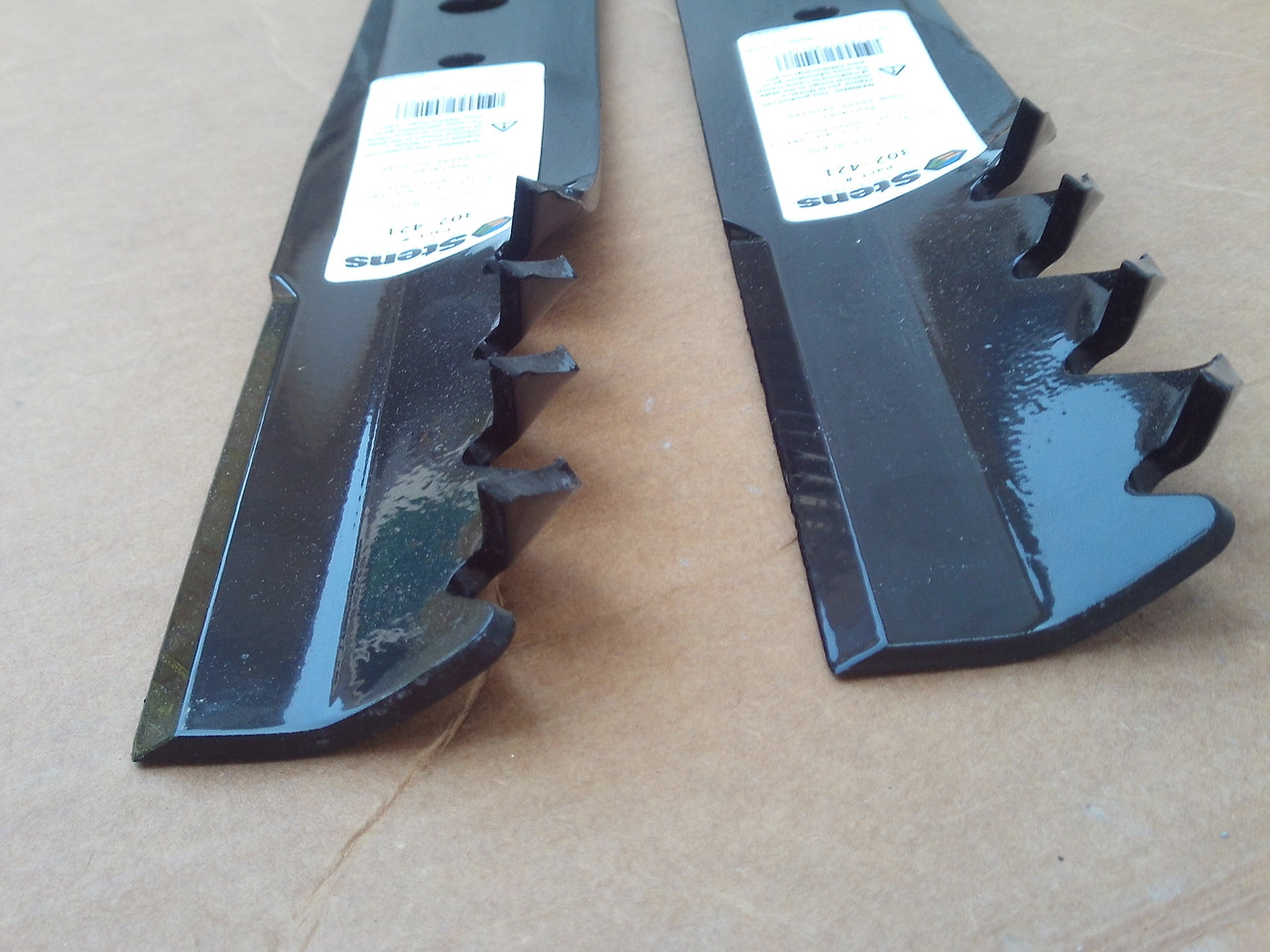 Mulching Blades for John Deere L100, L108, L110, L111, L118, 42" Cut, GX20249, GX20433 Mulcher Set of 2 Blades