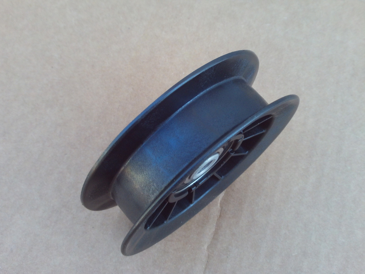 Flat Idler Pulley for Cub Cadet 1300 1405 833E 833R 933E 933R 1756151 ID: 3/8" OD: 4" Height: 1-1/8"