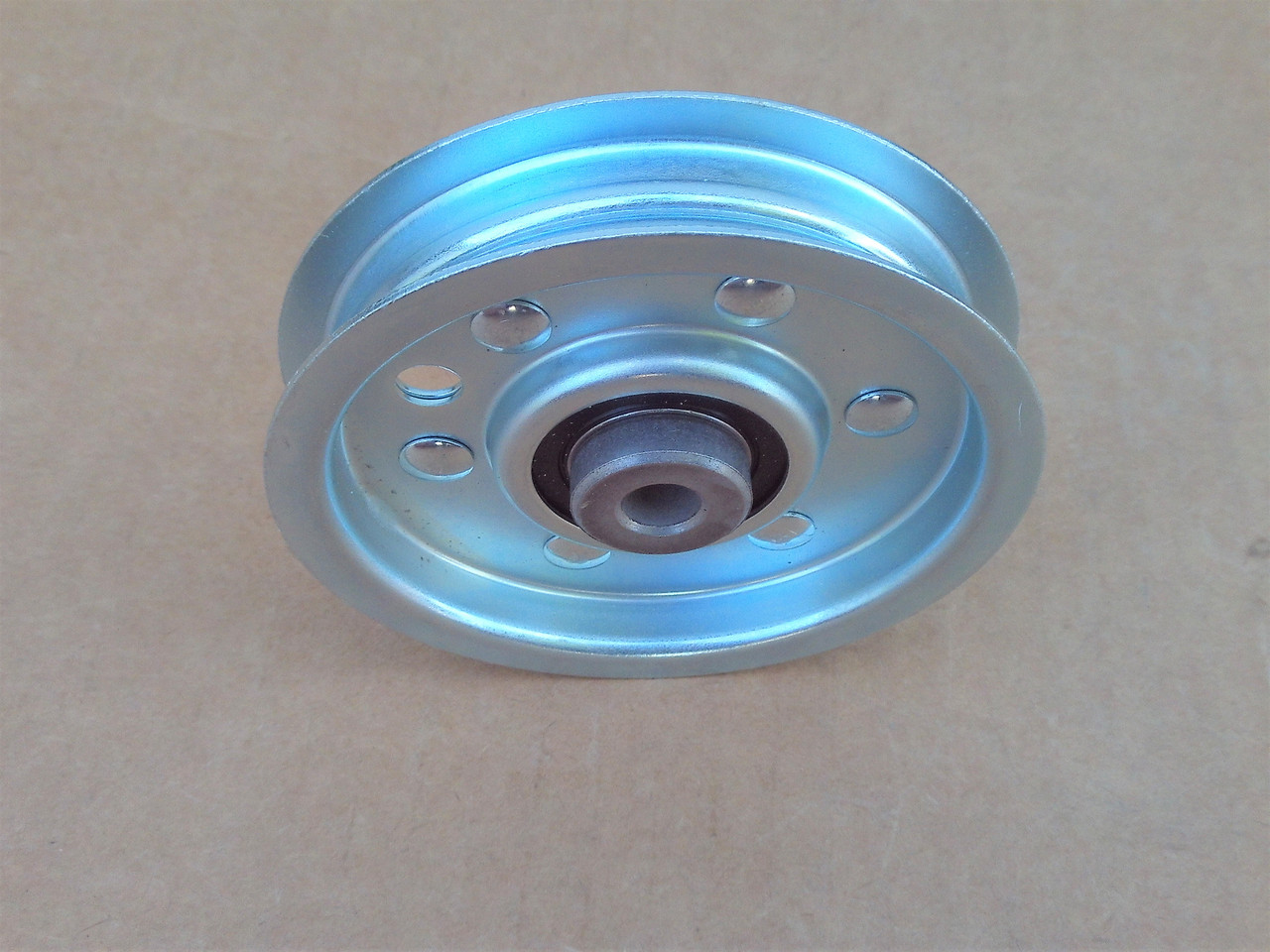Flat Idler Pulley Toro 112425 112426 24463 6719 7434 927101 2-4463 92-7101 Height: 1" ID: 3/8" OD: 3-3/4"