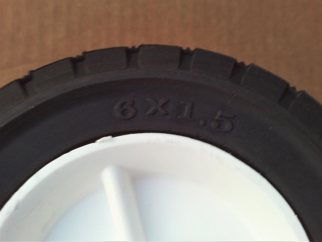 Lawn Mower Wheel for AYP, Craftsman 583783601, STD333760, 6" tall, 1-1/2" Wide, Center hole 1/2"