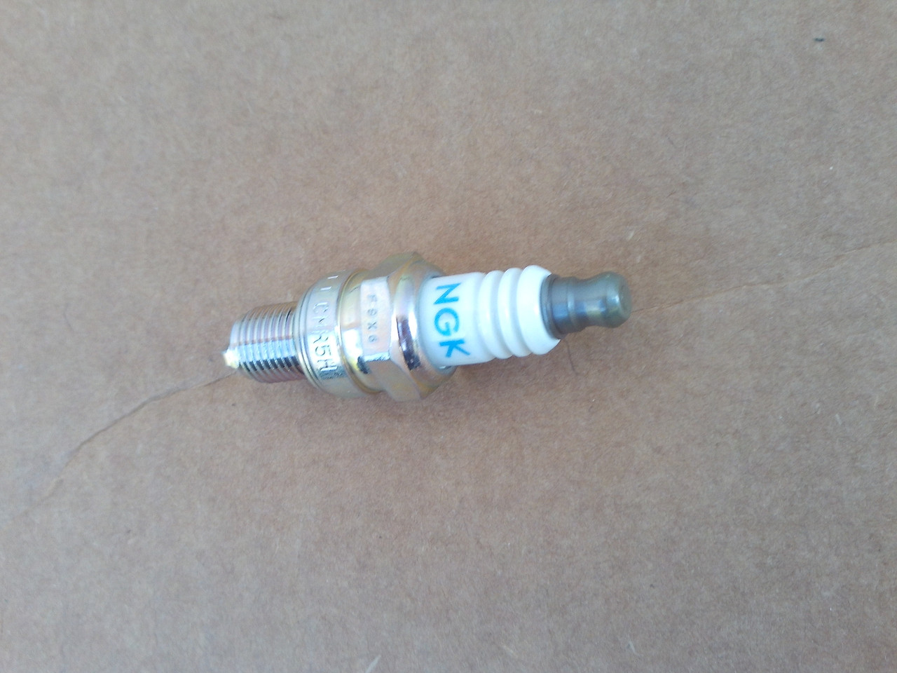 Spark Plug for Stihl 00004007003 00004007009 0000 400 7003 0000 400 7009