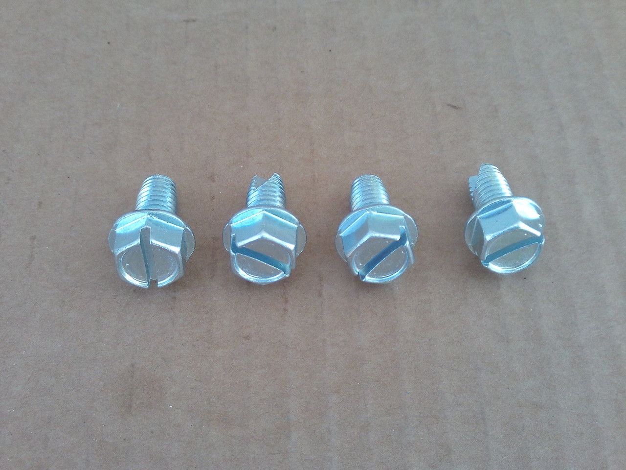 Deck Spindle Mounting Screws for AYP, Craftsman 17000612, 17060612, 17490612, 817000612 Set of 4