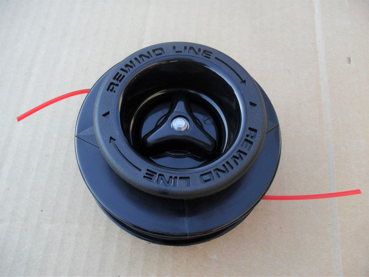 Twist Feed String Trimmer Head for Jonsered Big Red 400, BP40, BP40, BP2040, BR400, BR420, BR450, BR460, BR480, GR26D, GR26L, GR26, GR2026CL, GR2026D, GR2032, GR2032D, GR2032L, GR2036, GR41, GR44, GT21L, GT22L, GT24L, J40D, LIT30, LR200, 385-407