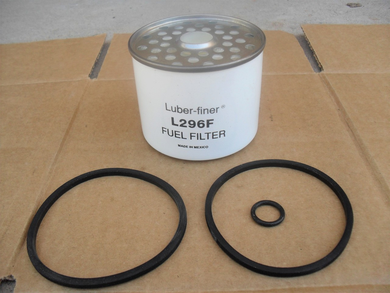 Fuel Filter for John Deere 300, 300B, 301, 301A, 302, 302A, 310, 310A, 410, 350, 350B, 450, 450B, 450C, 380, 480, 480A, 480B, 480C, 482C, 440, 440A, 440B, 540, 540A , 544, 544A, AT13387, AT17387, AT17387T 