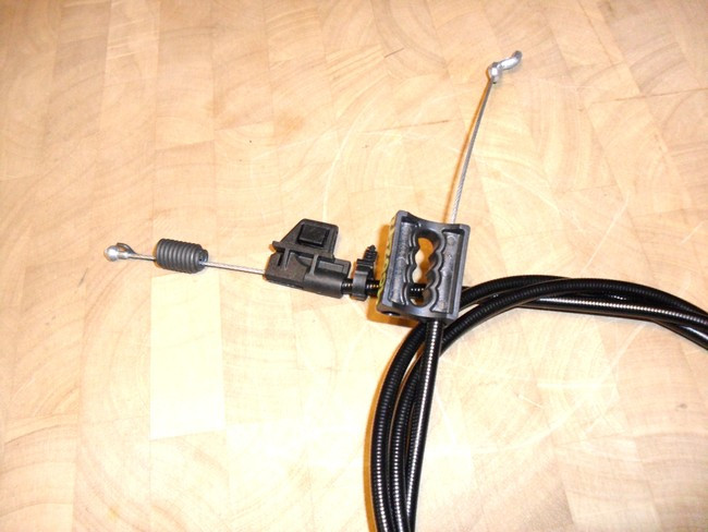 Cavo Originale AYP / SEARS / HUSQVARNA Per Trasmissione &ndash; 586033302