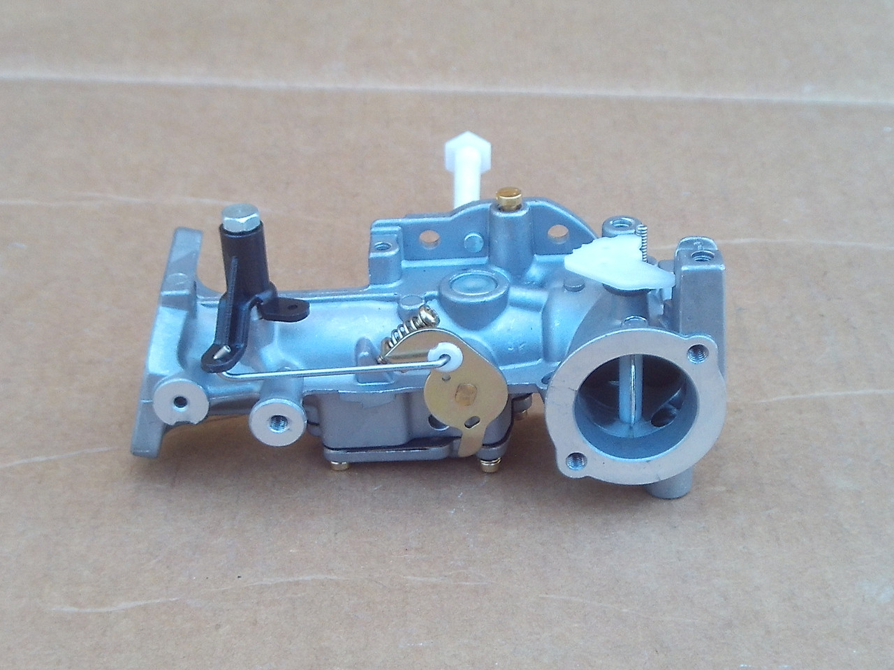 Carburetor for Briggs and Stratton 5 HP, 498298, 692784, 495951, 495426 &