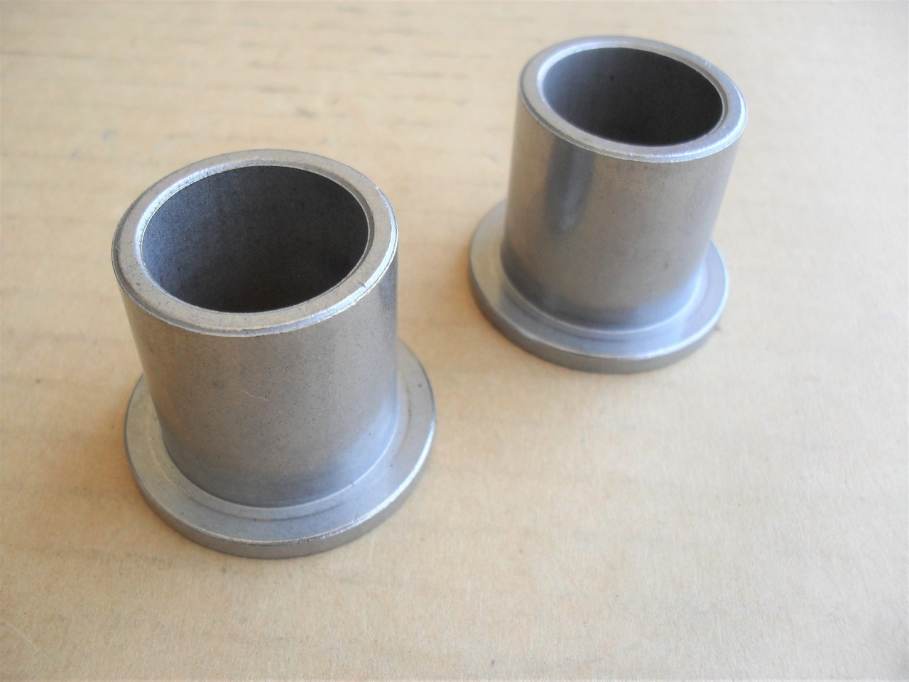 Bushings for Kees Caster Yoke Support Arm 101232, 363194, 976514 ID: 7/8" OD: 1-1/8" Height: 1-1/4" Bushing set of 2