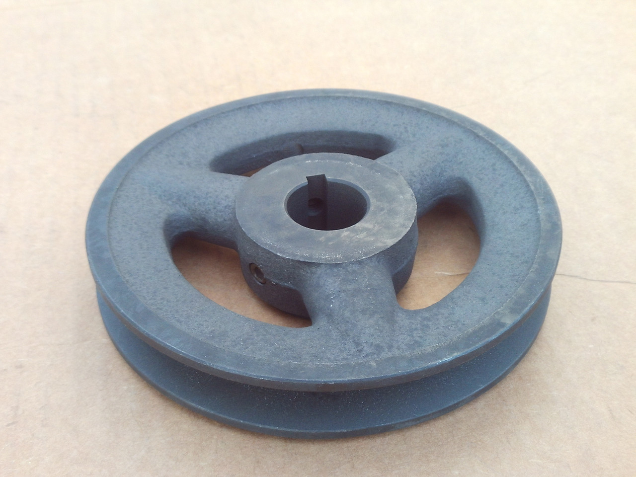 Pulley for Lesco 48" Cut Deck 050230, Bore: 1" O.D: 5-3/4" Keyway: 1/4" For 1/2" or 5/8" Belt