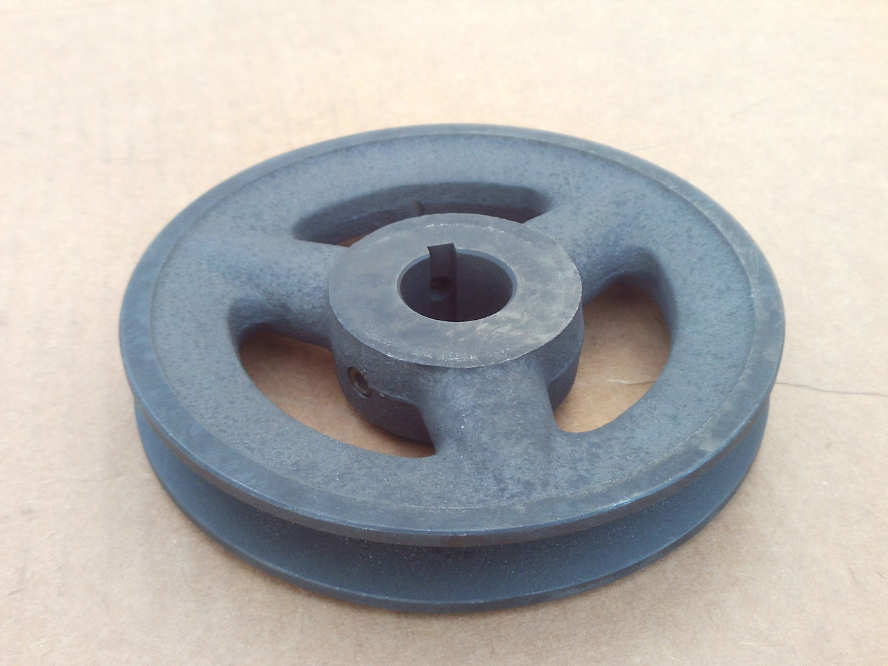 Pulley for Bobcat 48" Cut 31008B, 31012A, Bore: 1" O.D: 5-3/4" Keyway: 1/4" For 1/2" or 5/8" Belt