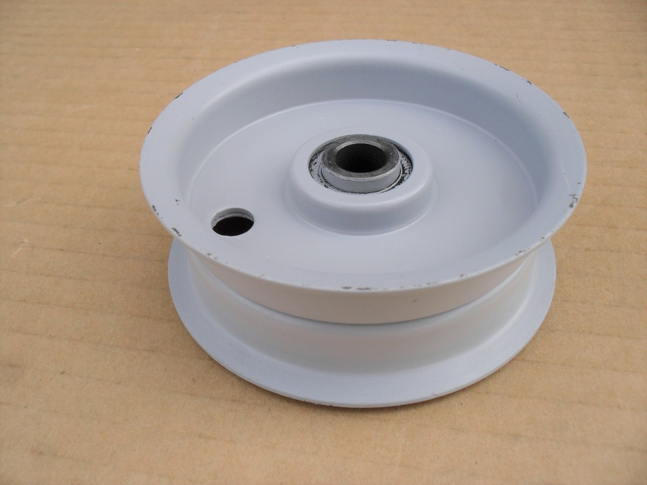 Flat Idler Pulley for Toro LX420 LX425 LX460 LX500 1123687 624540 112-3687 62-4540 Height: 1-1/8 " ID: 3/8 " OD: 3-1/8 "