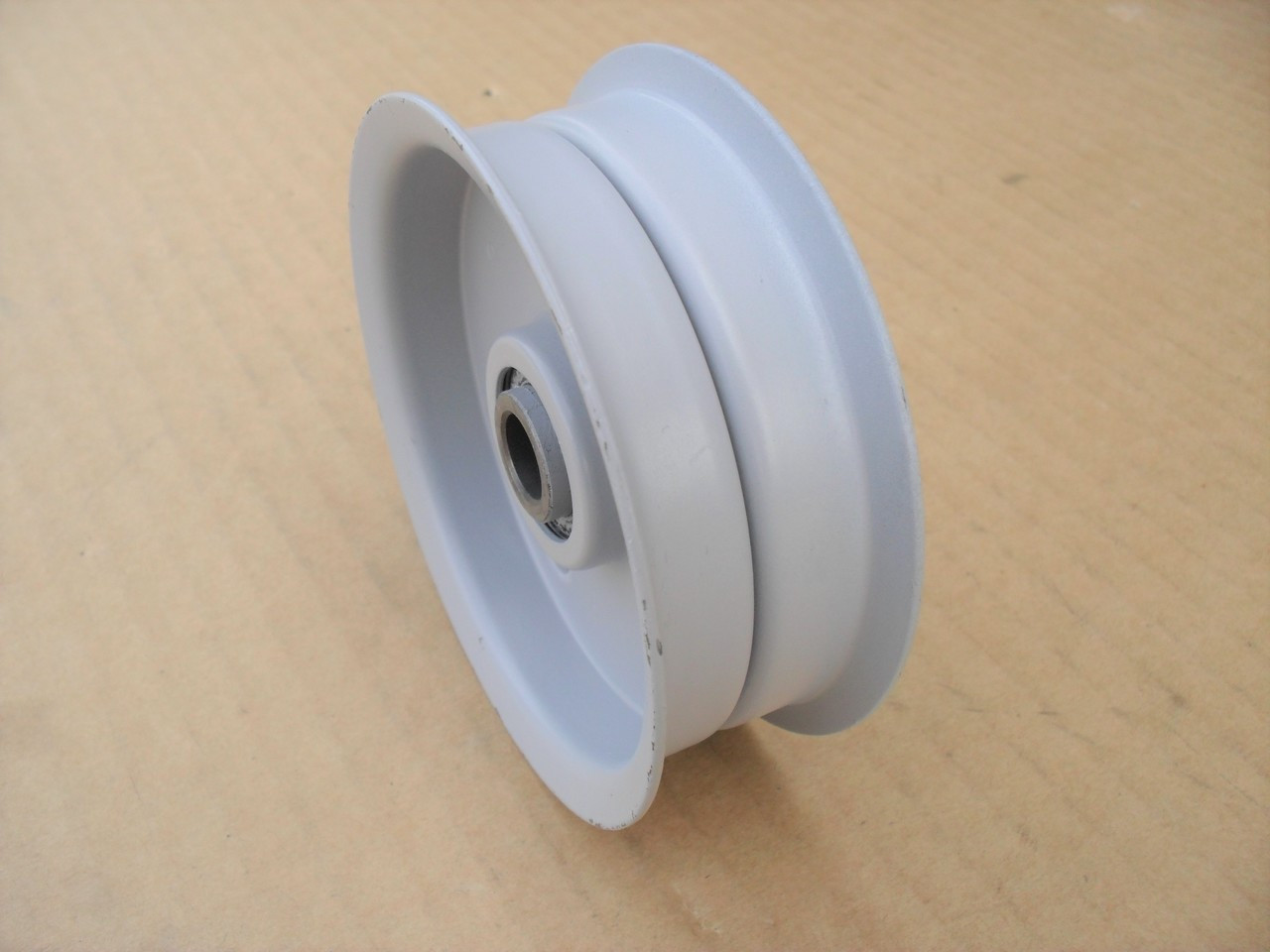 Flat Idler Pulley for Toro LX420 LX425 LX460 LX500 1123687 624540 112-3687 62-4540 Height: 1-1/8 " ID: 3/8 " OD: 3-1/8 "