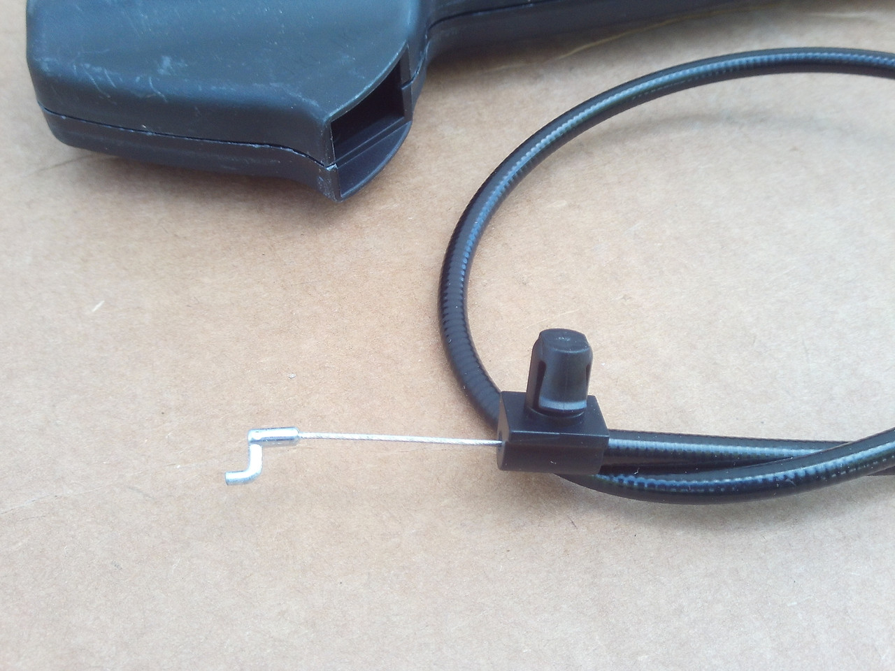 Throttle Cable for Cub Cadet CC4105 CC4125 CC4165 CC4175 SS418 ST4125 ST432 753-05266