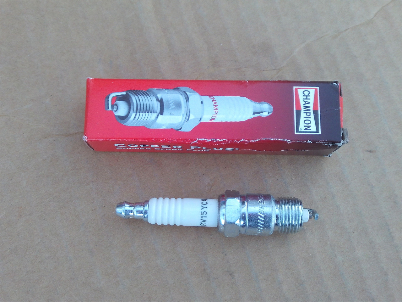 Spark Plug for John Deere AM38027