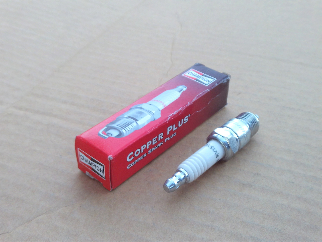 Champion Spark Plug RV15YC4, 18