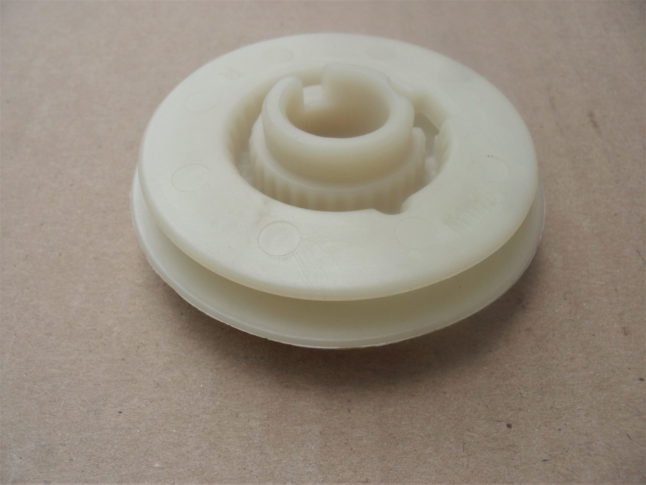 Starter Pulley for Ryan, Ryobi 3100, 3130, 3160, 1300, SSI, SSII, 1400, 1460, 1100, 682030, GP55820