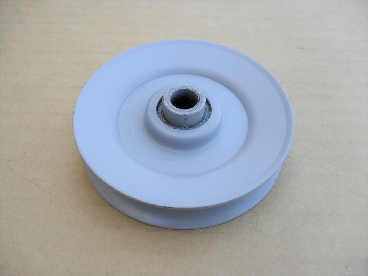 Idler Pulley for Case C17213 Height: 5/8" ID: 3/8" OD: 3-1/16"