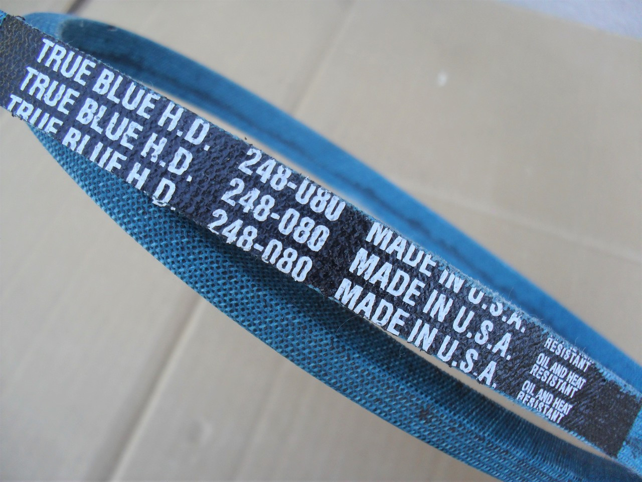 Primary Deck Drive Belt for John Deere M47766, M73223 Oil and heat