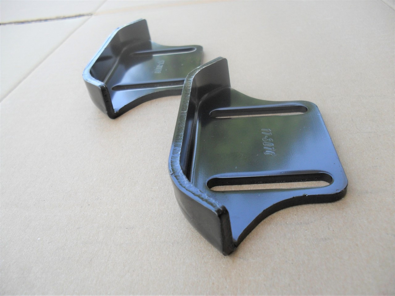 Skids Shoes for Honda HS50, HS55, HS55K1, HS55K2, HS70, HS80, HS80K1, 76153736000, 76153736010, 1878628, 76153-736-000, 76153-736-010