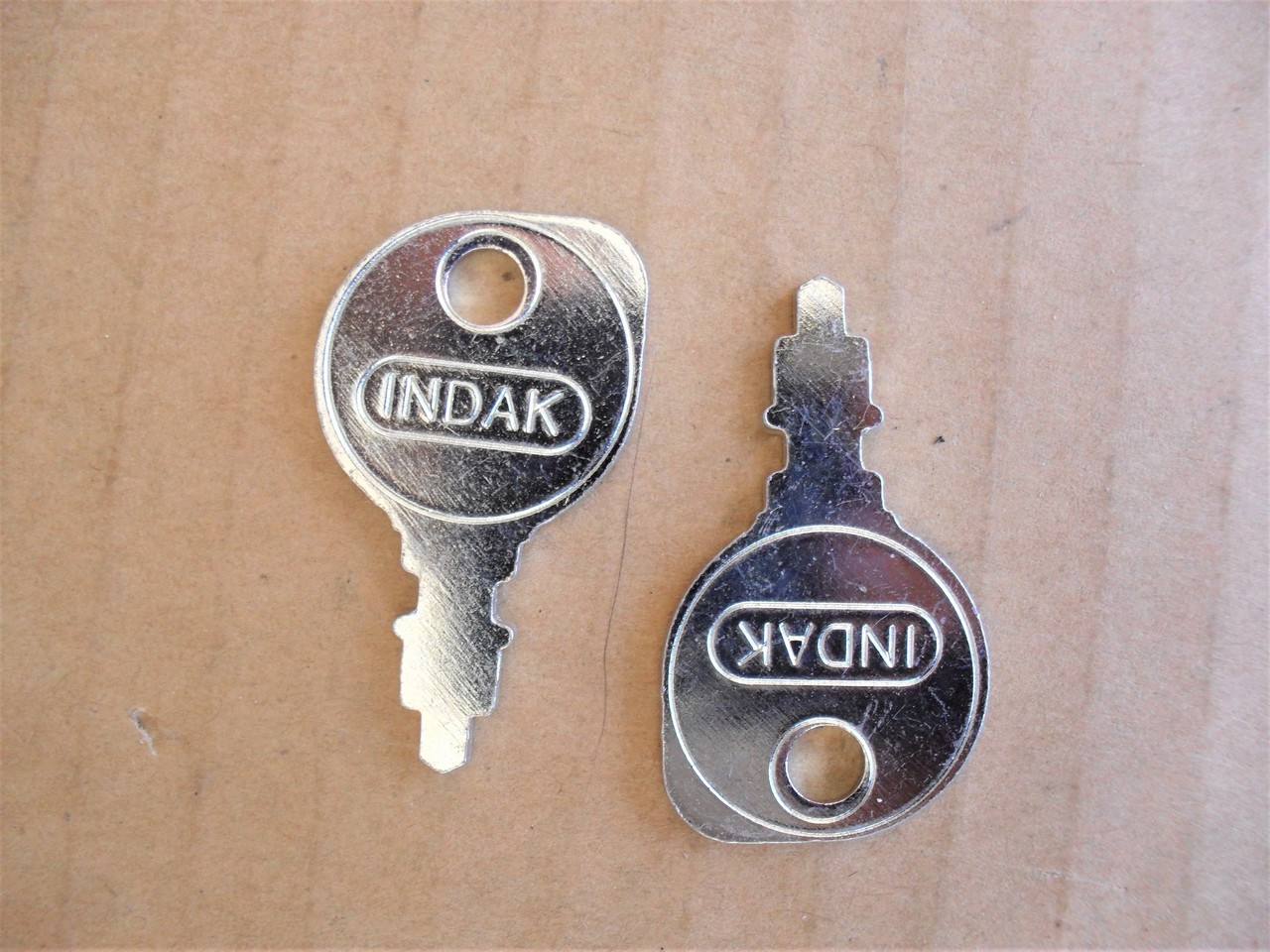 Indak Ignition Starter Switch Keys for Scag 461954, 462069, 4801702, 483366, 48017-02 key