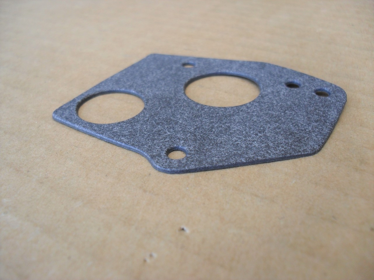 Yard, Garden & Outdoor Living Briggs & Stratton 272489 fuel tank mount