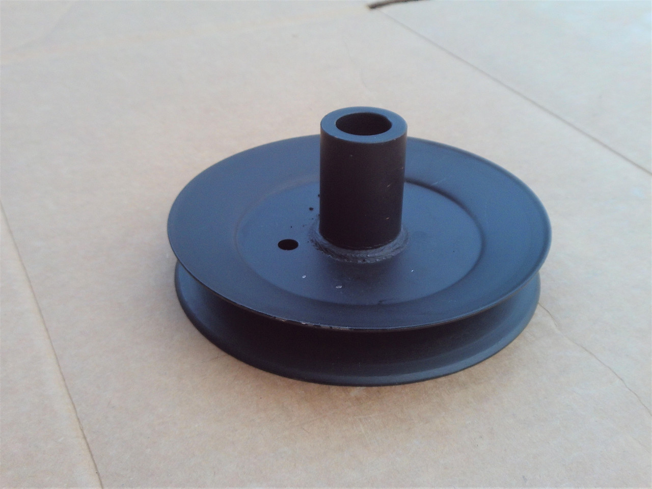 Deck Spindle Pulley for MTD 42" Cut G" Deck 756-0556 956-0556